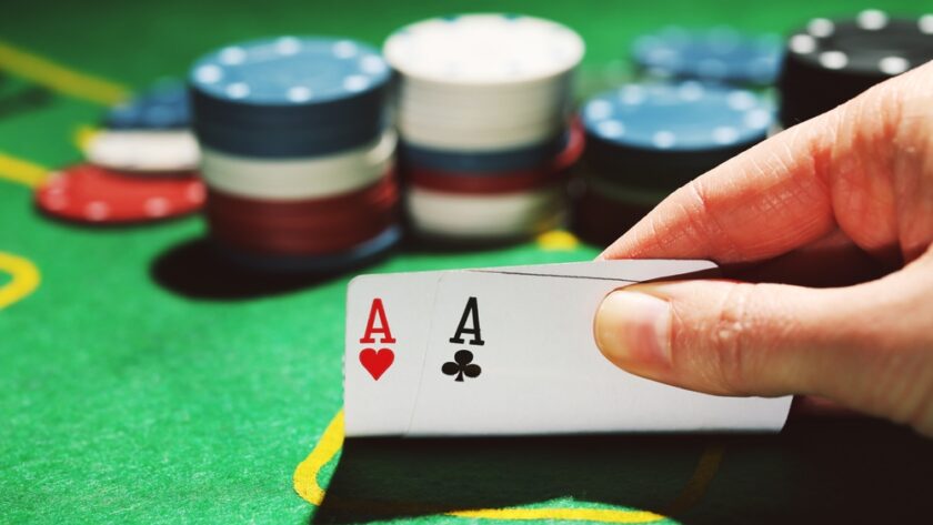 dwa asy w pokerze
