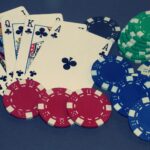 poker karty i zetony