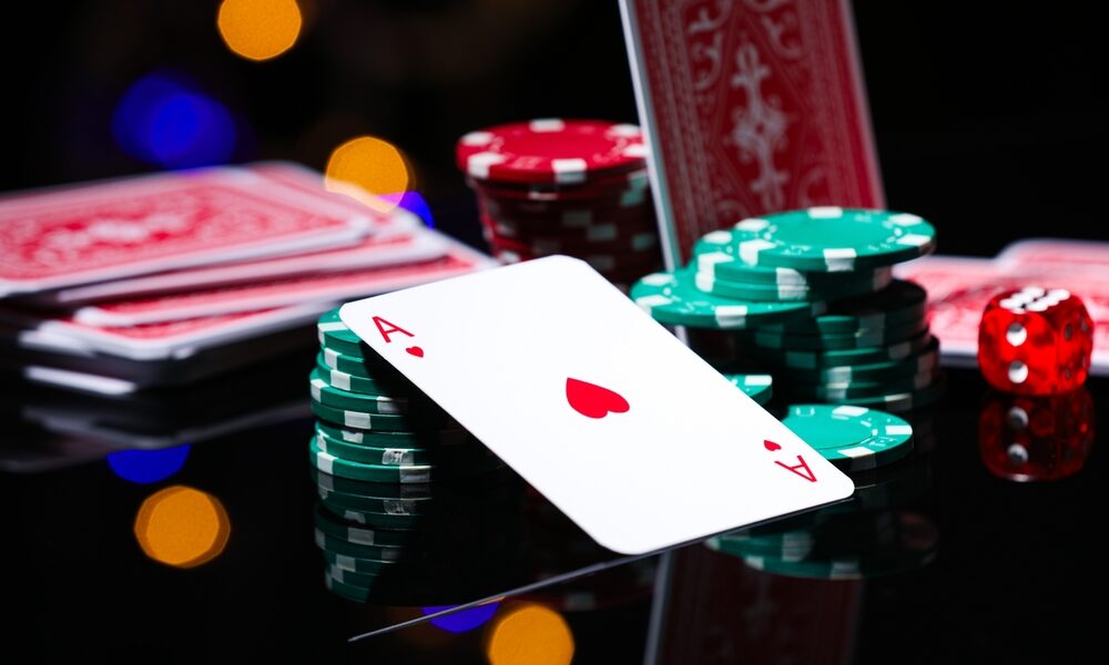 karty i zetony blackjack