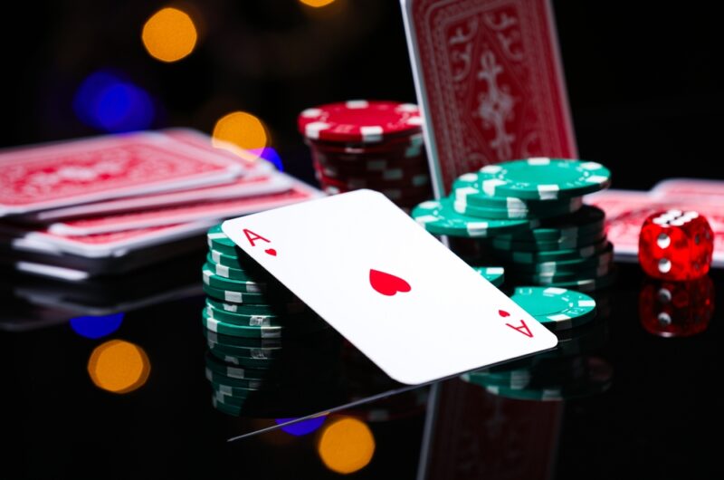 karty i zetony blackjack